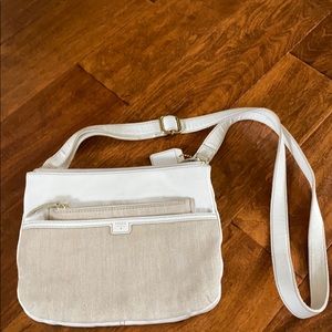 Fossil crossbody bag! Great condition